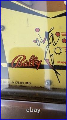 Bally Fireball Pinball C. 1970s Vintage American Analog Pinball Machine