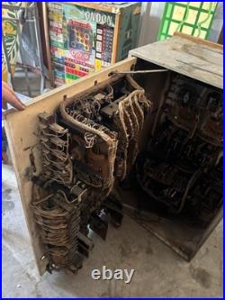 Bally Golden Gate Pinball Machine with Cabinet Backglass Art