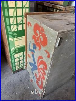 Bally Golden Gate Pinball Machine with Cabinet Backglass Art