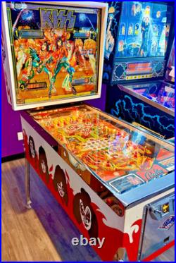 Bally Kiss Pinball Machine. HIGH END RESTORATION Bally Kiss Pinball Machine. HIGH END RESTORATION