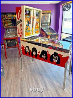Bally Kiss Pinball Machine. HIGH END RESTORATION Bally Kiss Pinball Machine. HIGH END RESTORATION