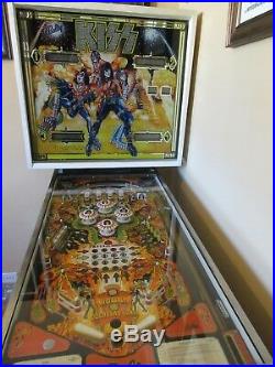 Bally Kiss Pinball Machine In Great Condition