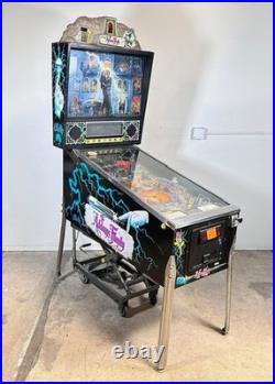 Bally/Midway Addams Family Pinball Machine