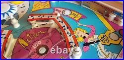 Beatniks Pinball Machine (Chicago Coin) 1967 RESTORED