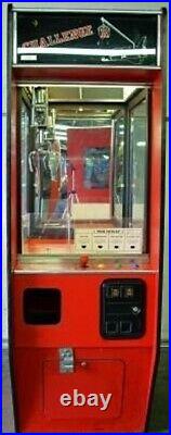 CHALLENGER CRANE/CLAW MACHINE (Excellent Condition)