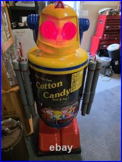 COTTON CANDY COIN OP VENDING MACHINE by TARGET INT. Robbie The Robot RARE