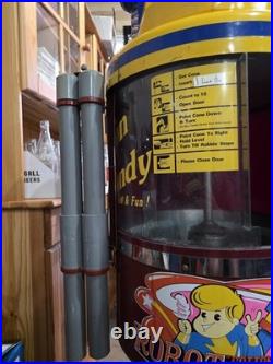 COTTON CANDY COIN OP VENDING MACHINE by TARGET INT. Robbie The Robot RARE