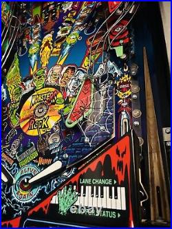 Chicago Gaming Monster Bash Pinball Machine Classic Edition