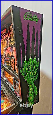 Creature From the Black Lagoon Pinball Machine Bally 2861