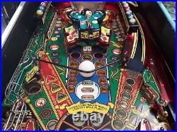 Cue Ball Wizard Pinball Machine by Gottlieb