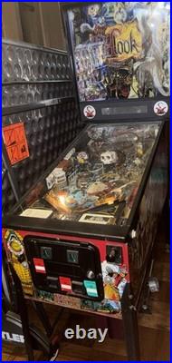 DATA EAST PINBALL MACHINE, LIGHT, SOUND, NEEDS MINOR REPAIRS Required