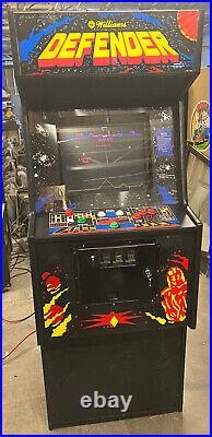 DEFENDER ARCADE MACHINE by WILLIAMS 1981 (Excellent Condition) RARE