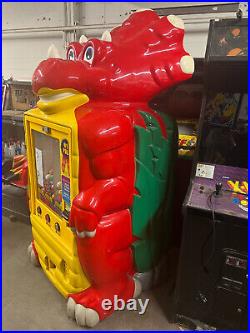 DINOSAUR VENDING MACHINE (Excellent Condition) RARE