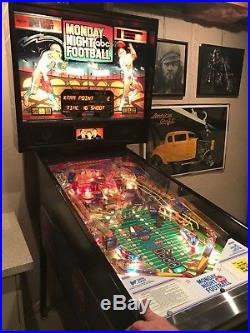 Data East Monday Night Football Pinball Machine 10 out of 10 Mint Condition RARE