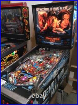 Demolition Man Pinball Machine