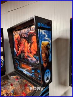 Demolition Man Pinball Machine