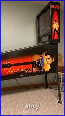 ELVIS Pinball Machine Stern 2004 Vintage Pinball Excellent Condition
