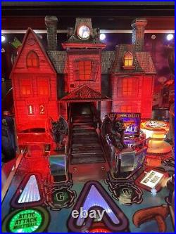 Elvira House Of Horrors Premium Pinball Machine One Owner Home Use Beauty