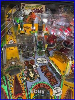 Elvira and the Party Monsters Pinball Machine FULLY RESTORED SUPER NICE