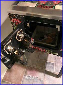 Elvira and the party monsters pinball machine