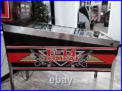 F-14 Tomcat Pinball Machine by Williams