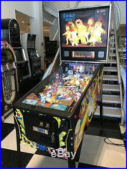 FAMILY GUY PINBALL MACHINE by STERN SUPER EXCELLENT SHOPPED & LED UPGRADED