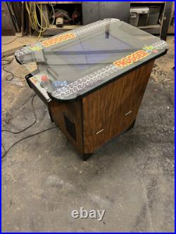 FROGGER COCKTAIL ARCADE MACHINE (Excellent Condition) RARE FROGGER COCKTAIL ARCADE MACHINE (Excellent Condition) RARE