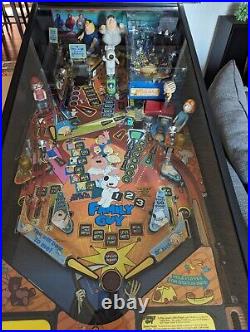 Family Guy Pinball Machine Stern