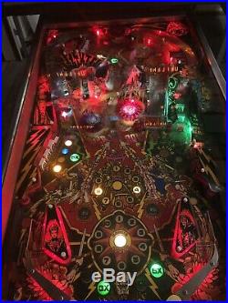 Flash gordon pinball machine