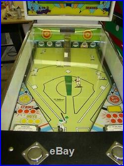 Fully Restored Vintage Williams Line Drive Baseball arcade game
