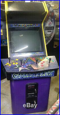 GAUNTLET DARK LEGACY ARCADE MACHINE by MIDWAY 2000 (Excellent Condition) RARE