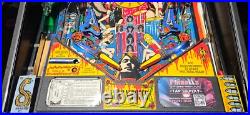 GUNS N ROSES Pinball Machine Data East 1994 2438 GUNS N ROSES Pinball Machine Data East 1994 2438