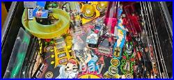 GUNS N ROSES Pinball Machine Data East 1994 2438 GUNS N ROSES Pinball Machine Data East 1994 2438