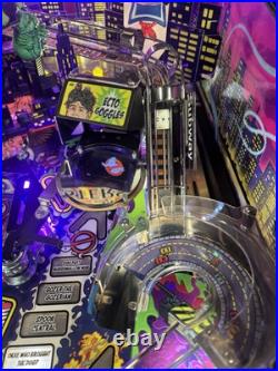 Ghostbusters Premium Pinball Machine Stern Dlr Absolutely Loaded Rare