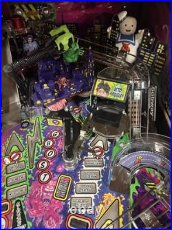 Ghostbusters Premium Pinball Machine Stern Dlr Absolutely Loaded Rare