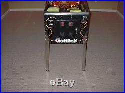 Gottlieb CUE BALL WIZARD Billiards Pool Classic Arcade Pinball Machine