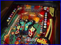 Gottlieb CUE BALL WIZARD Billiards Pool Classic Arcade Pinball Machine