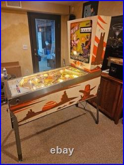 Gottlieb Gold Strike Pinball Machine