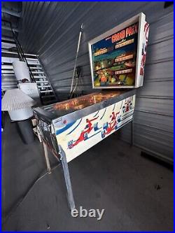 Grand Prix Pinball Machine, Williams Mnf. 1976. Working Original LOCAL PICK UP