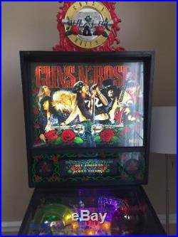 Guns n Roses Pinball Machine, Clean Color DMV, Leds Nice