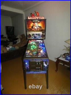 Halloween Collectors Edition Pinball with Butter Cabinet Perfect Condition
