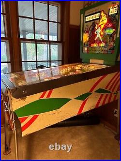 Home Run Gottlieb Pinball Machine