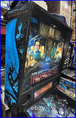 Independence Day Sega LEDs Free Ship Pinball Machine 1996 Only 1500 Produced