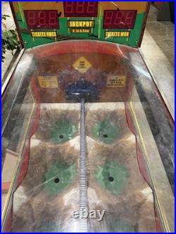 JackPot Crossing Arcade Amusement Game Vintage Amusement
