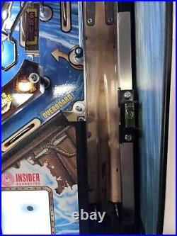 Jaws Le Pinball Machine Stern Dealer Limited Edition Impossible To Find