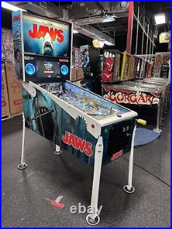 Jaws Le Pinball Machine Stern Dealer Limited Edition Impossible To Find