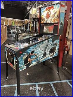 Jaws Premium Pinball Machine Stern Dealer Brand New Free Shipping