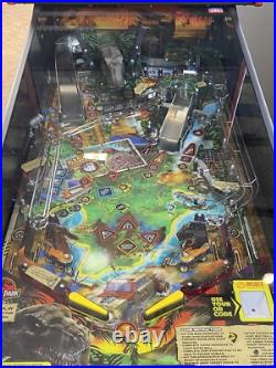 Jurassic Park Premium Pinball Machine (In Working Condition) Jurassic Park Premium Pinball Machine (In Working Condition)