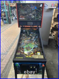 Jurassic Park Premium Pinball Machine (In Working Condition) Jurassic Park Premium Pinball Machine (In Working Condition)