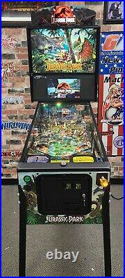 Jurassic Park pinball machine